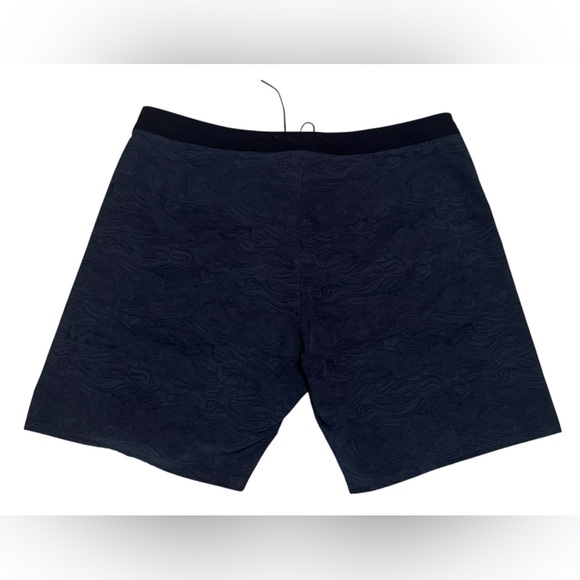 Vuori Board Shorts Men's 38 Shorts Cruise Draw String Striped Camouflage Accent - Picture 6 of 10